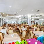Queen's Park Goeynuek Hotel Kemer