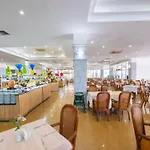 Queen's Park Goeynuek 5*