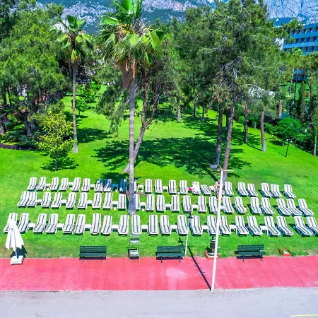 Queen's Park Goeynuek 5* Κεμέρ
