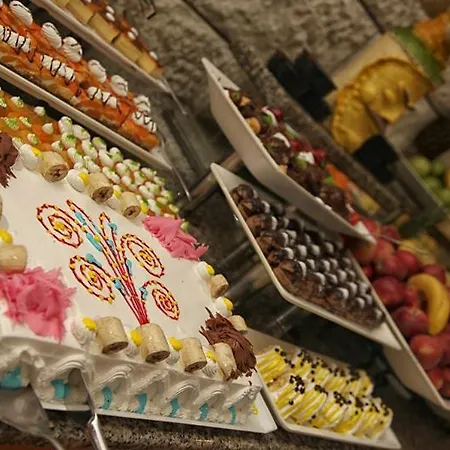 Queen's Park Goeynuek Hotel Kemer