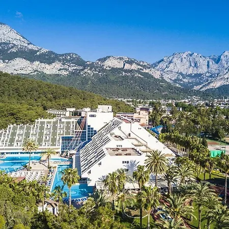 Hotel Queen's Park Goeynuek Kemer