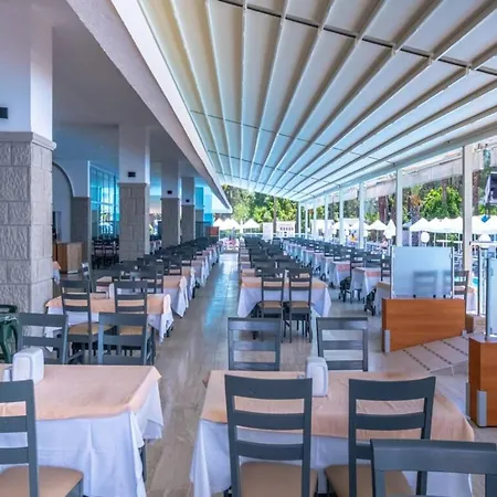 Hotel Queen's Park Göynük Kemer