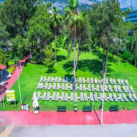 Queen's Park Göynük Hotel