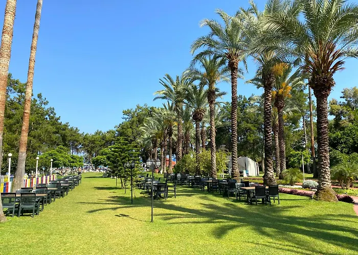 Queen's Park Goeynuek 5* Kemer