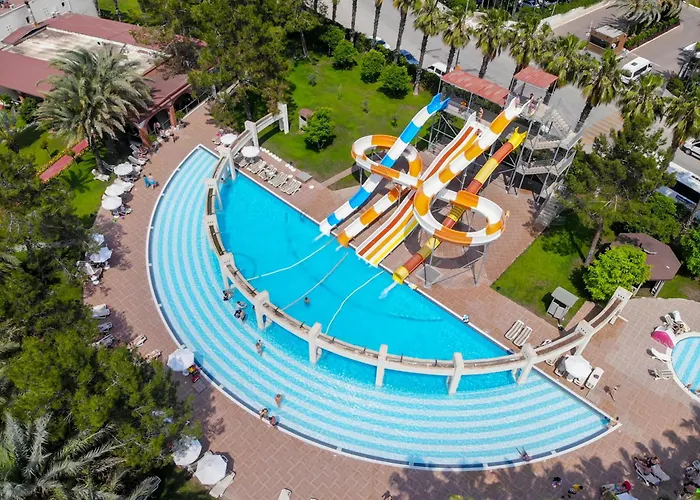 Queen's Park Goeynuek Hotel Kemer