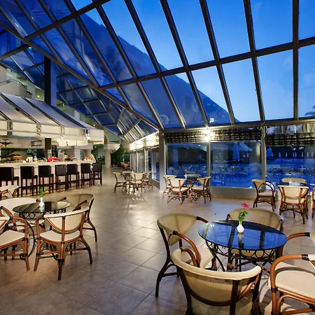 Queen's Park Goynuk 5* Kemer