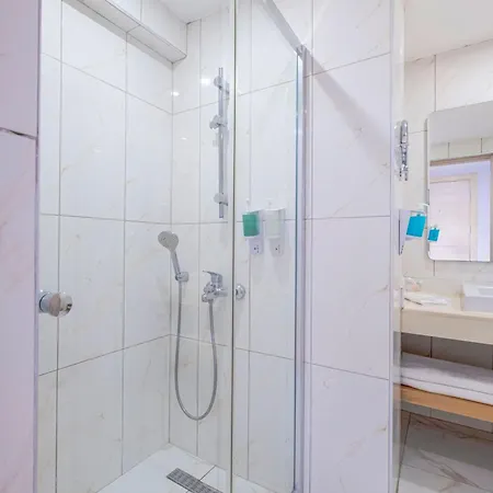 Hotel Queen's Park Goynuk 5*
