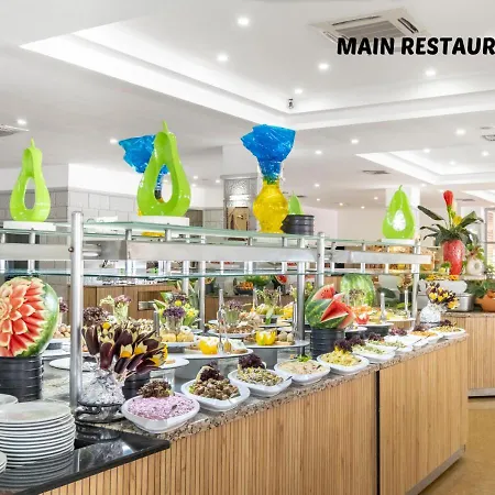 Queen's Park Goeynuek