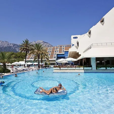 Queen's Park Göynük Hotel