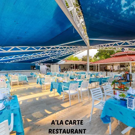 Queen's Park Goeynuek