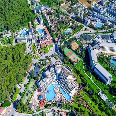 Queen's Park Goeynuek 5* Κεμέρ