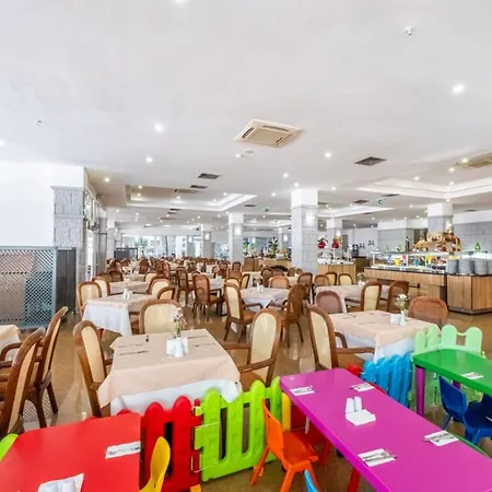 Hotell Queen's Park Goeynuek Kemer