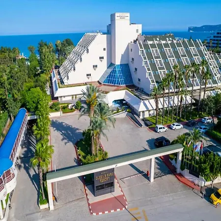 Queen's Park Goeynuek Ξενοδοχείο 5*